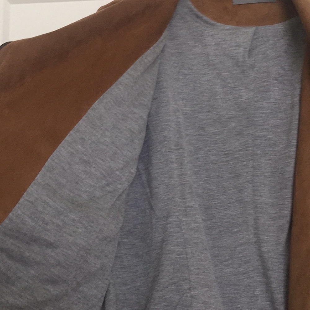 Jacket - Picture 3 of 4